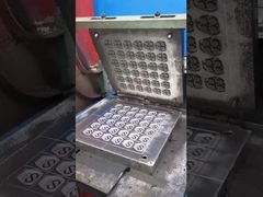 Disesuaikan cetakan silikon karet gasket Dan silikon karet colokan