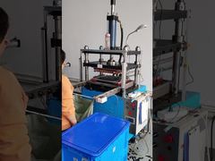 Stamping mesin menghilangkan gerinda, menggantikan operasi manual, membuatnya nyaman dan cepat.